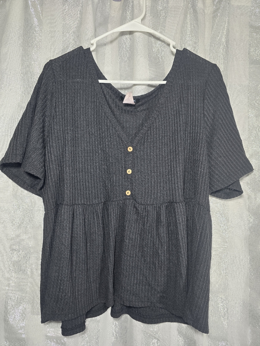 Ribbed V-Neck Button Front Peplum Top - Charcoal